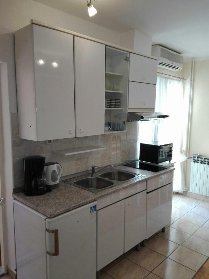 Apartments Gojka Miocevic Biograd Na Moru Buitenkant foto